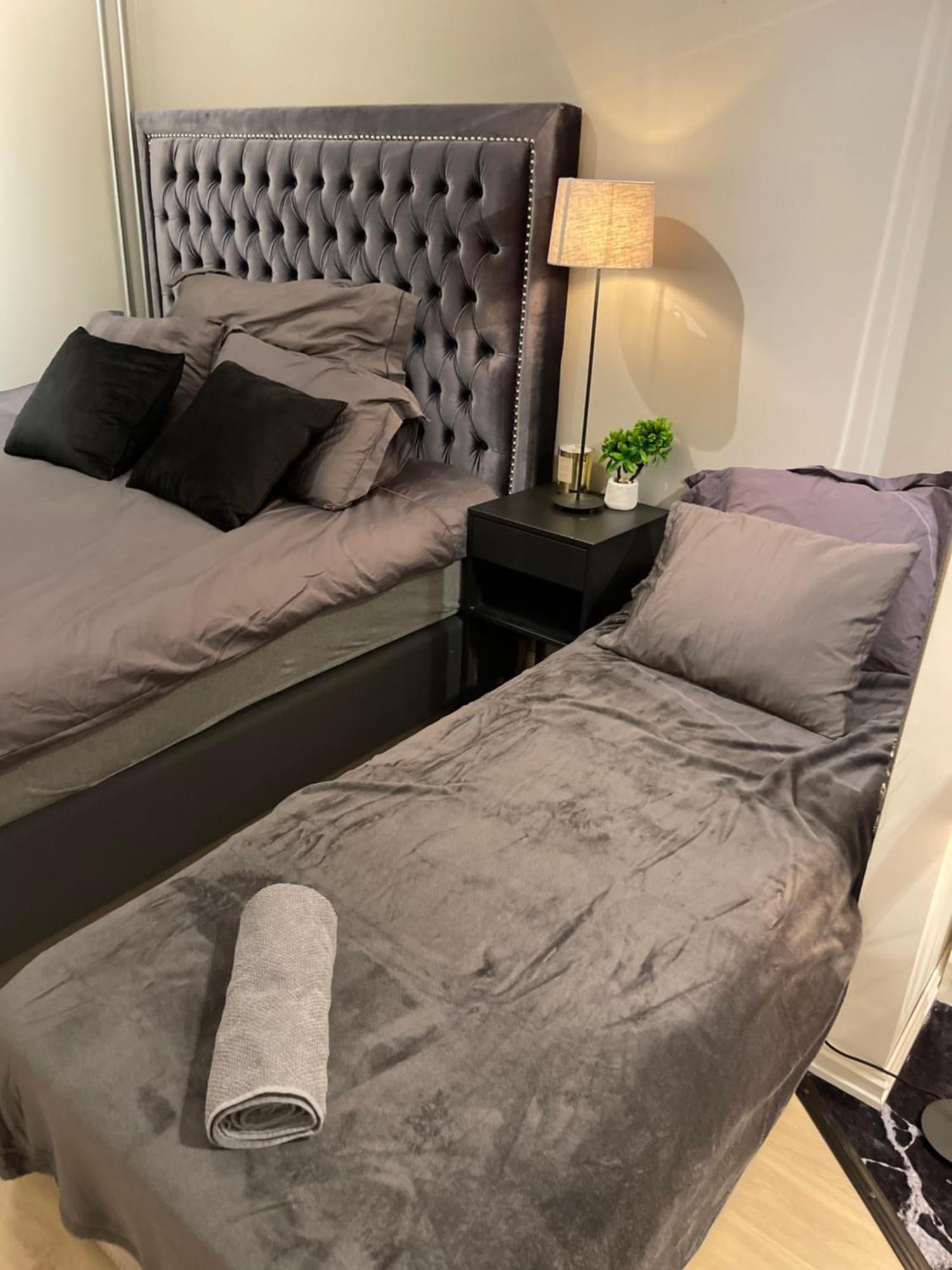 Luxurious Modern Room In Central Oslo - Eur 4K Expensive Bed And 82" Cinematic Tv 외부 사진